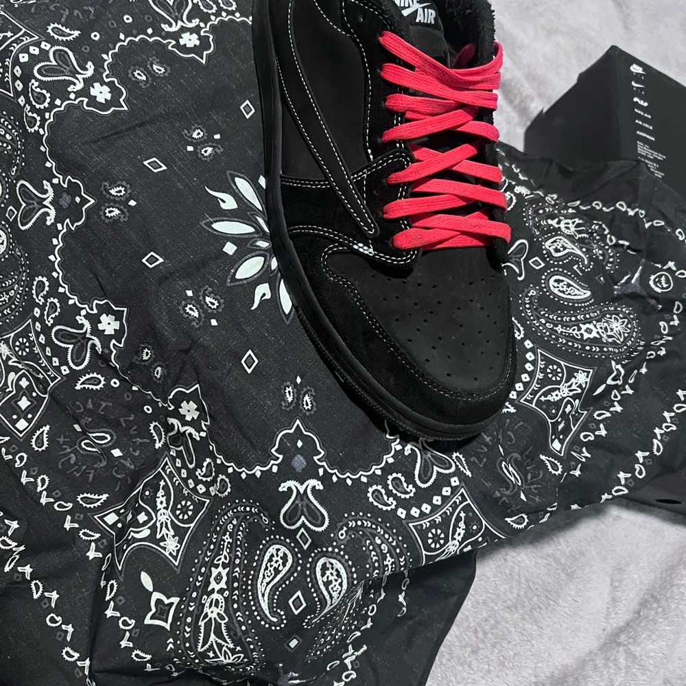 Travis Scott x air Jordan 1 retro low OG SP black phantom